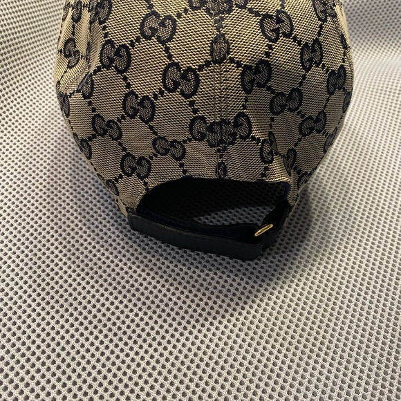 GUCCI SNAPBACK (BLUE MONOGRAM) - Picture 3 of 15